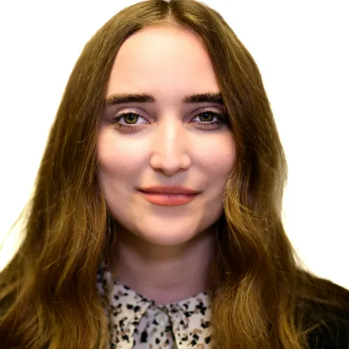 Jordyn Dwyer Headshot